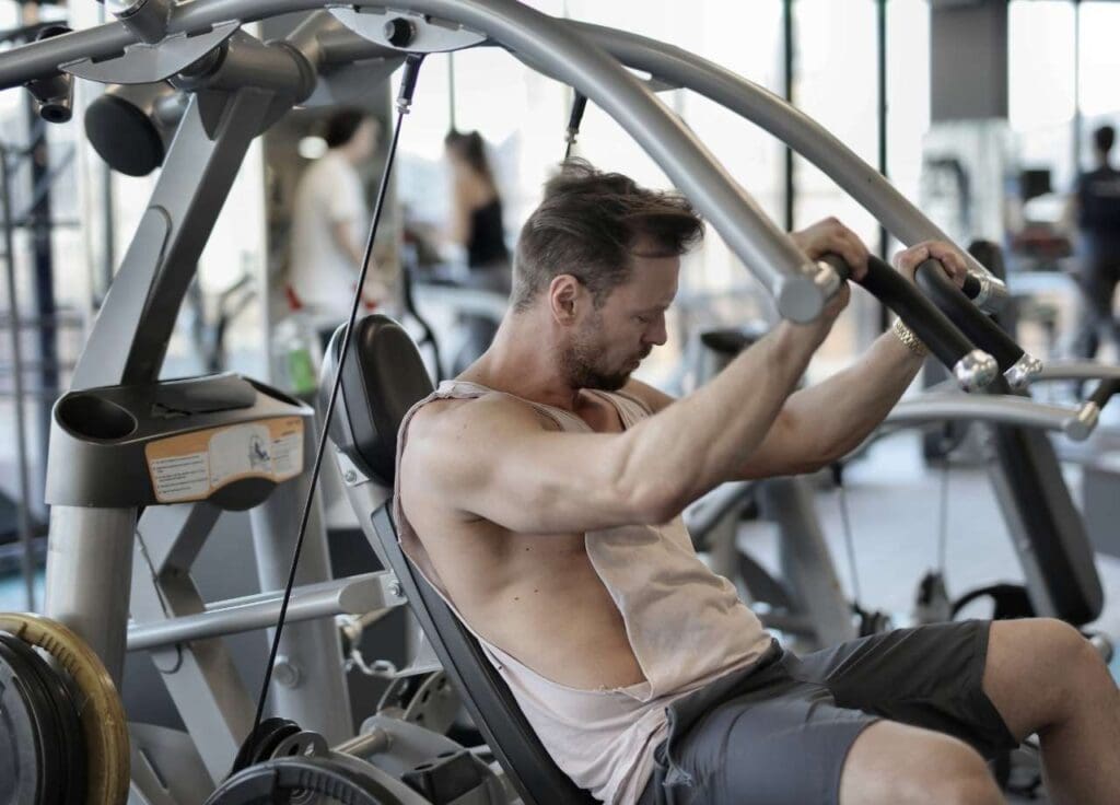 Smart Shoulder Workouts for Golfers: Building a Stronger Swing 2 shoulder workout