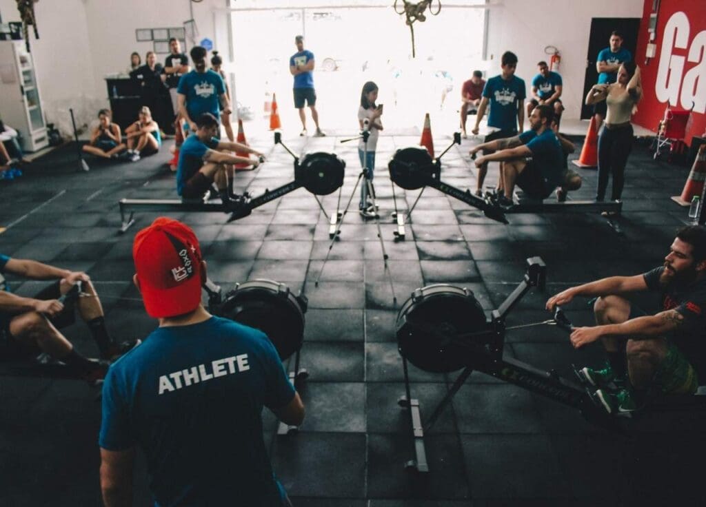 Why Small Group Personal Training Works So Well: The Best of Both Worlds 1 group gym training